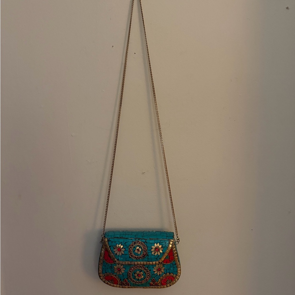Antik Kraft mosaic crossbody bag with gold tone accents and chain strap - Picture 2 of 13